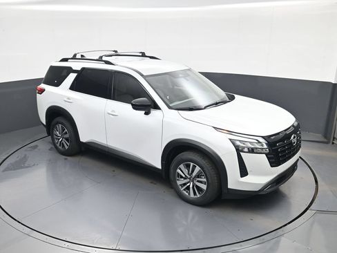 New 2026 Nissan Pathfinder SL w/ Cargo Package AWD/4WD image 24