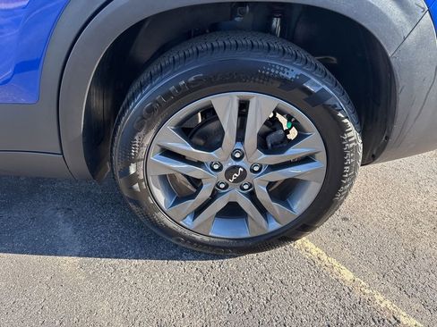 Certified 2023 Kia Seltos LX image 13