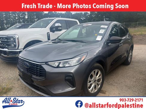 Used 2023 Ford Escape Active FWD image 1