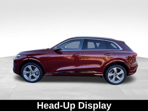 New 2025 Audi Q5 Prestige image 8