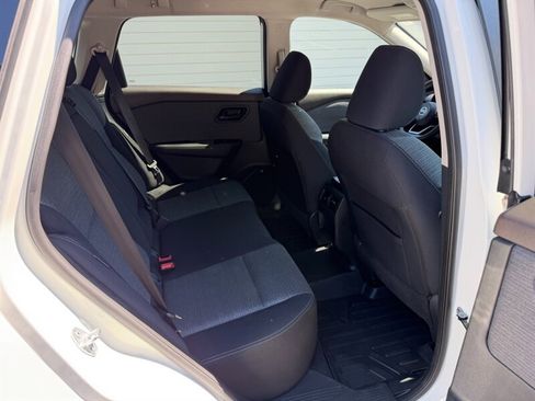 Used 2021 Nissan Rogue S FWD image 25