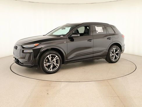 New 2027 Audi Q6 e-tron Premium Plus AWD/4WD image 13