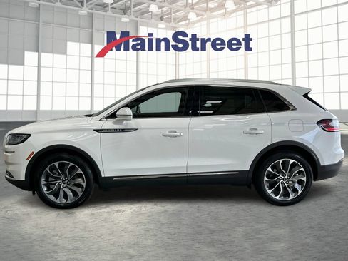 Used 2021 Lincoln Nautilus Reserve w/ Cargo Utility Package AWD/4WD image 2