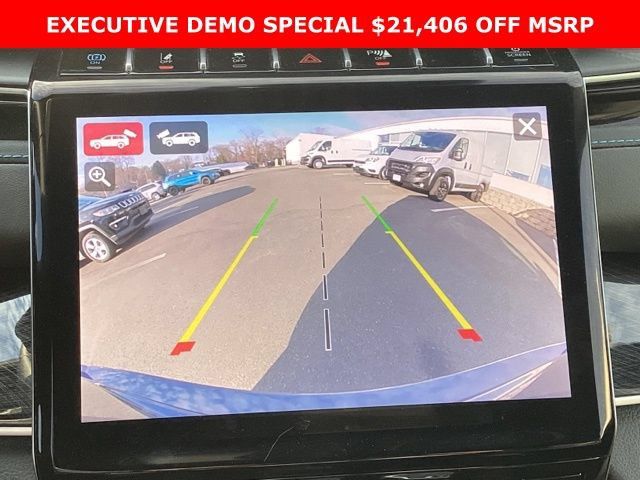 New 2023 Jeep Grand Cherokee Trailhawk w/ Advanced Protech Group II AWD/4WD image 15