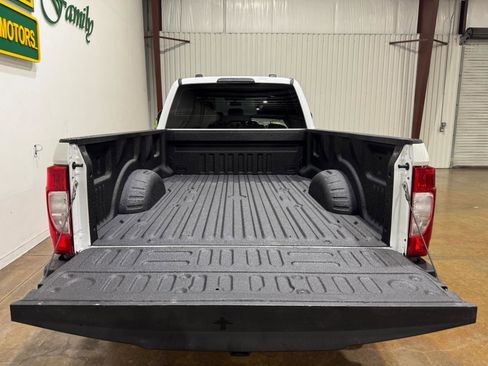 Used 2022 Ford F350 XL w/ Power Equipment Group image 47