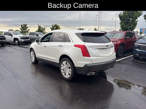Used 2018 Cadillac XT5 Premium Luxury FWD image 2