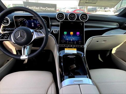 Certified 2025 Mercedes-Benz GLC 300 4MATIC image 7