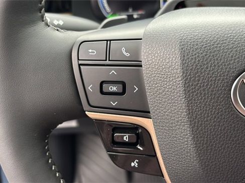 New 2025 Toyota Crown Signia w/ Advanced Technology Package image 15