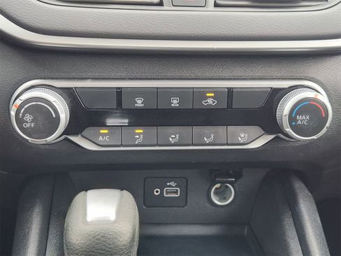 Used 2023 Nissan Altima 2.5 S image 19