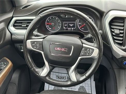 Used 2019 GMC Acadia SLE image 23