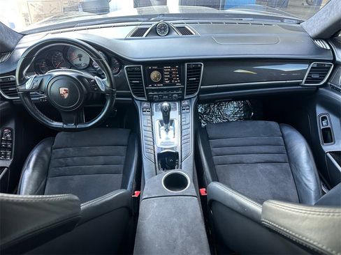 Used 2015 Porsche Panamera GTS image 22