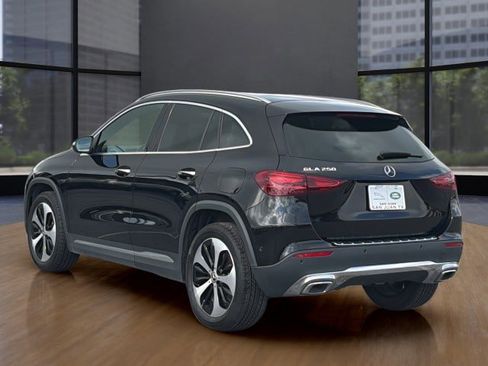 Used 2025 Mercedes-Benz GLA 250 image 14