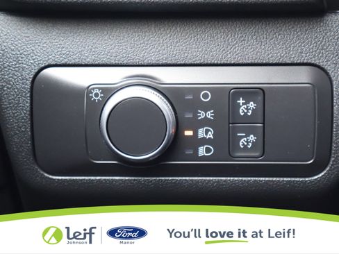 Used 2020 Ford Escape SE image 16