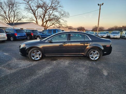 Used 2010 Chevrolet Malibu LT w/ Power Convenience Package image 9