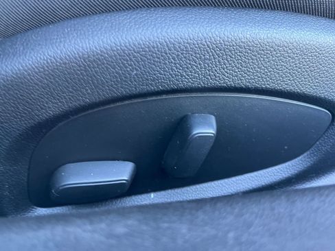 Used 2023 Chevrolet Camaro LT image 23