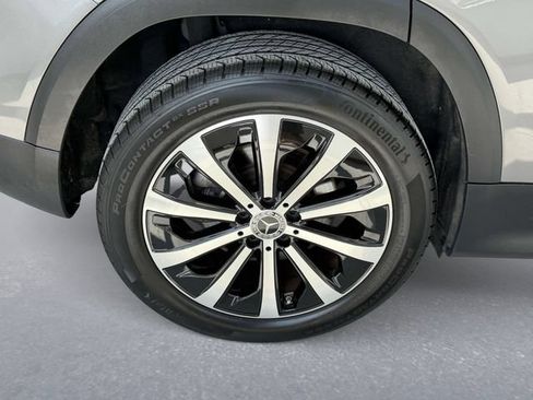 Used 2023 Mercedes-Benz GLB 250 4MATIC image 7