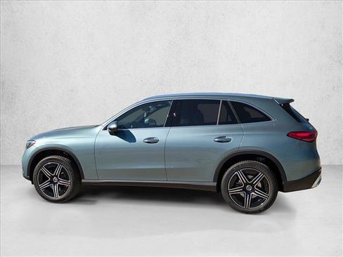 Used 2026 Mercedes-Benz GLC 300 image 9