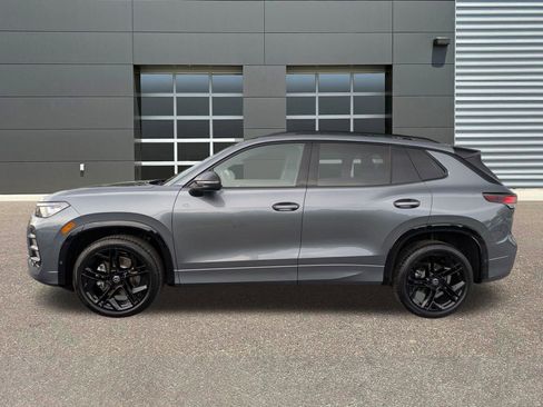 New 2025 Volkswagen Tiguan SE R-Line image 2