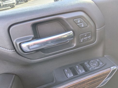 Used 2020 Chevrolet Silverado 3500 High Country w/ Technology Package image 13