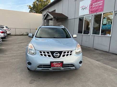 Used 2011 Nissan Rogue SV w/ Premium Pkg AWD/4WD image 2