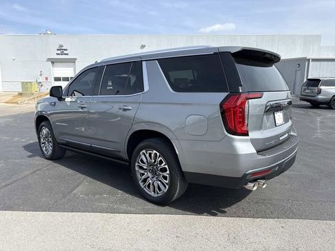 Used 2023 GMC Yukon Denali Ultimate AWD/4WD image 2