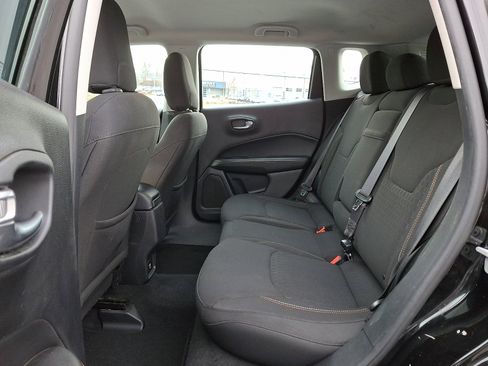 Used 2018 Jeep Compass Sport image 14