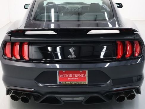 Used 2022 Ford Mustang Shelby GT500 w/ Technology Package RWD image 73