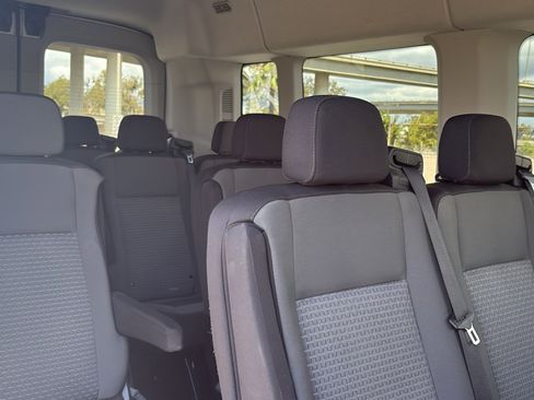 Used 2024 Ford Transit 350 XLT RWD image 46