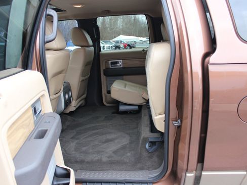 Used 2011 Ford F150 Lariat w/ Lariat Chrome Pkg image 34