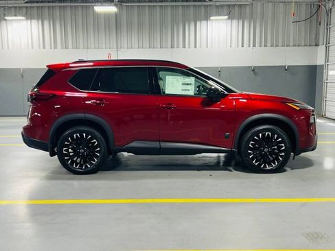 New 2026 Nissan Rogue Dark Armor FWD image 17