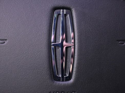 New 2026 Lincoln Nautilus Reserve image 32