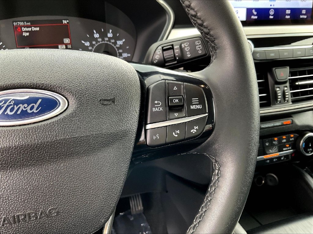 Certified 2022 Ford Escape SEL AWD/4WD image 12