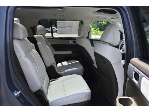 New 2025 Hyundai Santa Fe Calligraphy image 17