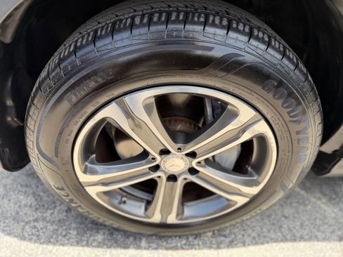 Used 2016 Mercedes-Benz GLC 300 image 25