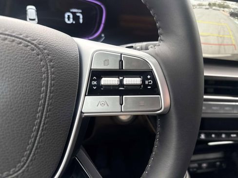 New 2025 Kia Telluride S image 12