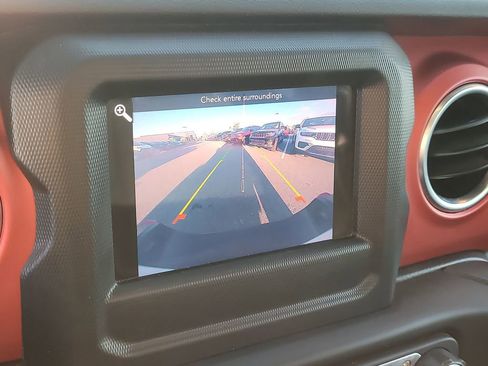 Certified 2020 Jeep Gladiator Rubicon w/ Trailer Tow Package image 20