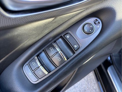 Used 2015 INFINITI Q50 Premium w/ Navigation Package image 19