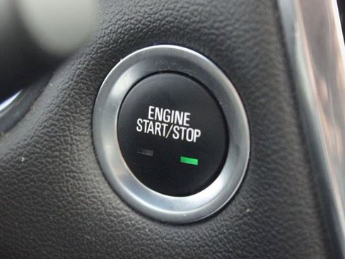 Certified 2023 Chevrolet Traverse LT image 8