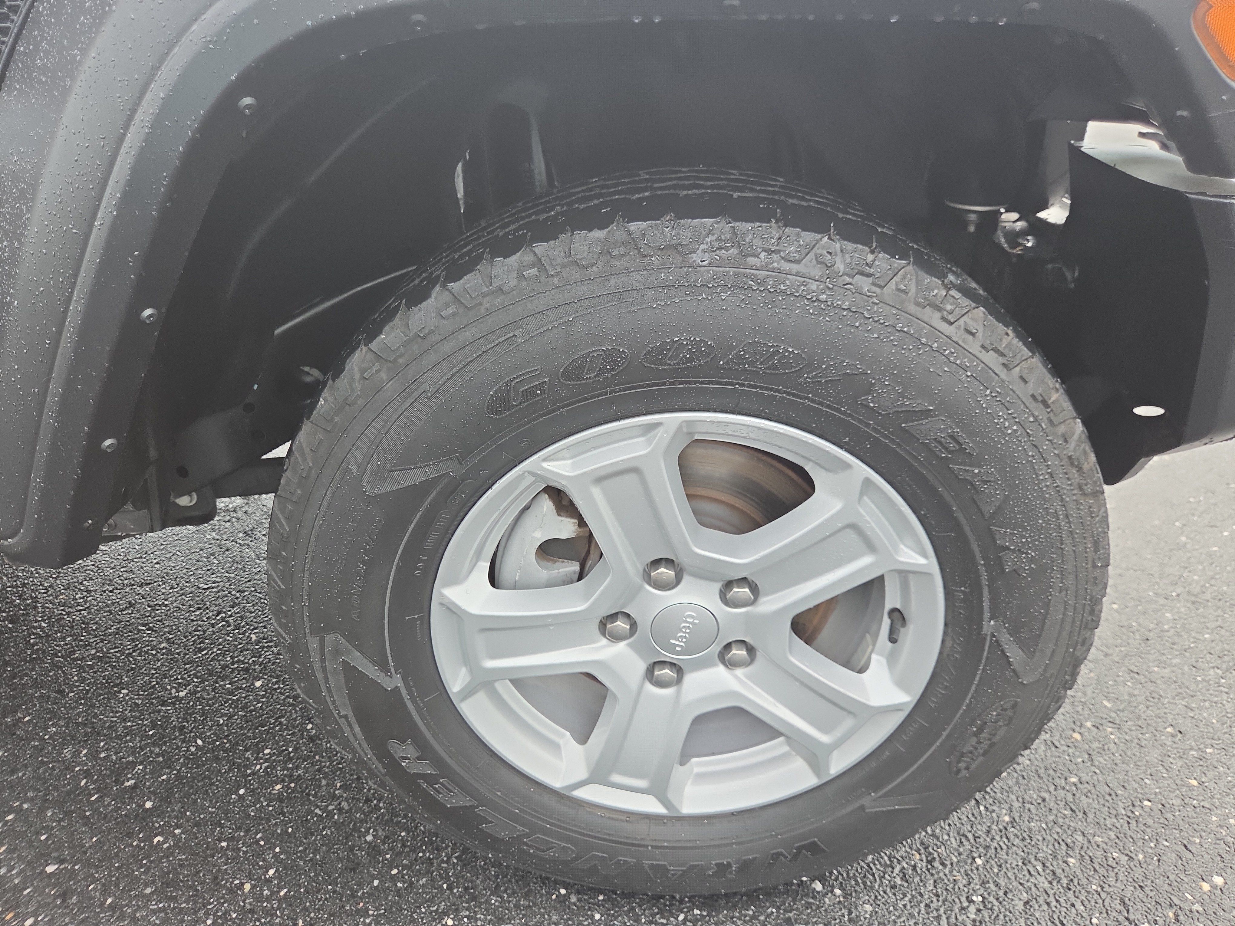 Used 2022 Jeep Wrangler Sport AWD/4WD image 28