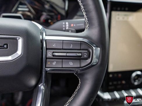 Used 2025 GMC Acadia Denali w/ Super Cruise Package image 30