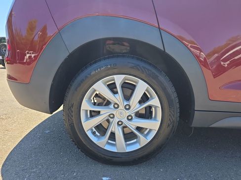 Used 2019 Hyundai Tucson SE AWD/4WD image 11