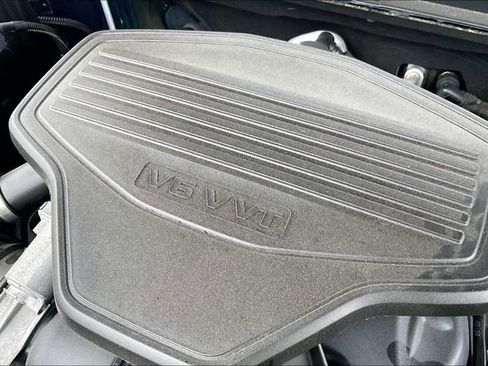 Used 2022 GMC Acadia SLT image 33