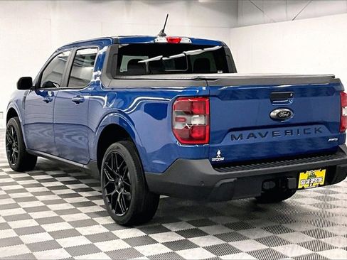 Used 2024 Ford Maverick Lariat w/ Black Appearance Package image 2