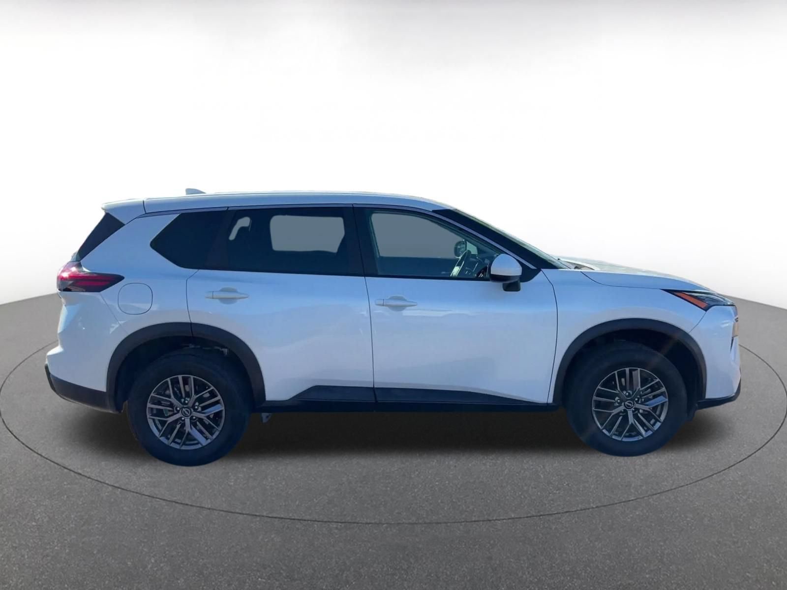 Used 2026 Nissan Rogue SV AWD/4WD image 15