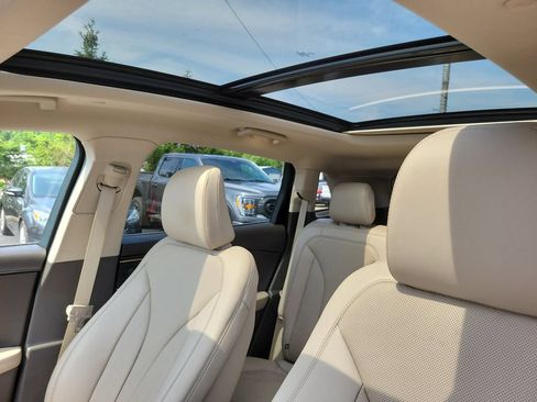 Used 2023 Lincoln Nautilus Reserve w/ Equipment Group 201A AWD/4WD image 10