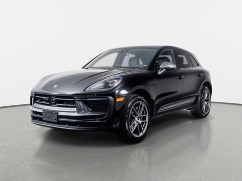 Used 2025 Porsche Macan Turbo AWD/4WD image 21