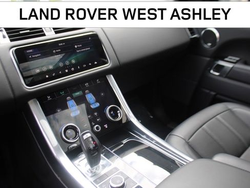 Used 2022 Land Rover Range Rover Sport HSE Dynamic image 18