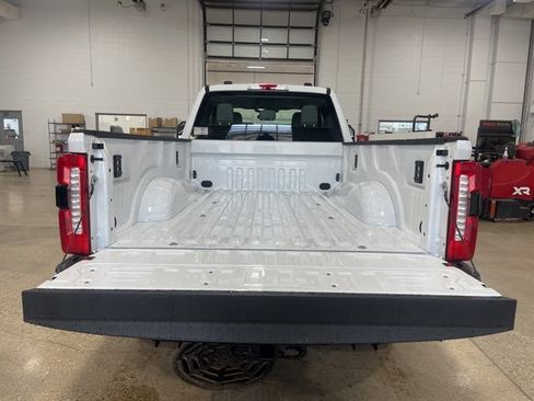 New 2025 Ford F250 XLT w/ FX4 Off-Road Package image 5