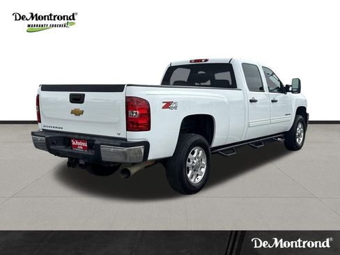 Used 2013 Chevrolet Silverado 2500 LT w/ Interior Plus Package image 5