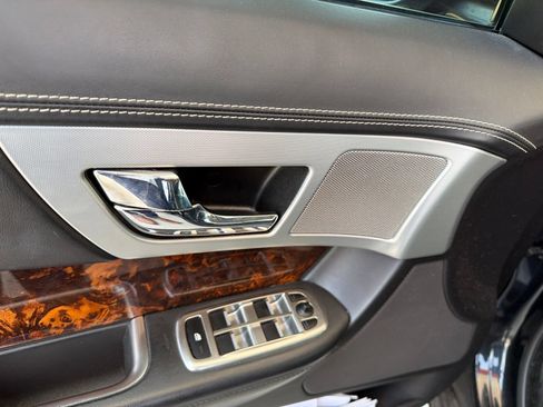 Used 2012 Jaguar XF Portfolio RWD image 6